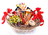 Basket with Fruits and Cheese Extra